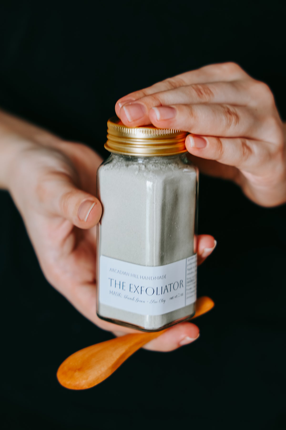 The Exfoliator Mask: (Dry/Normal)